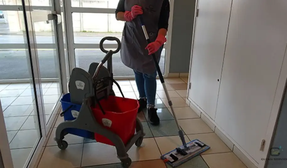 Nettoyage des parties communes d'une résidence à Mérignac